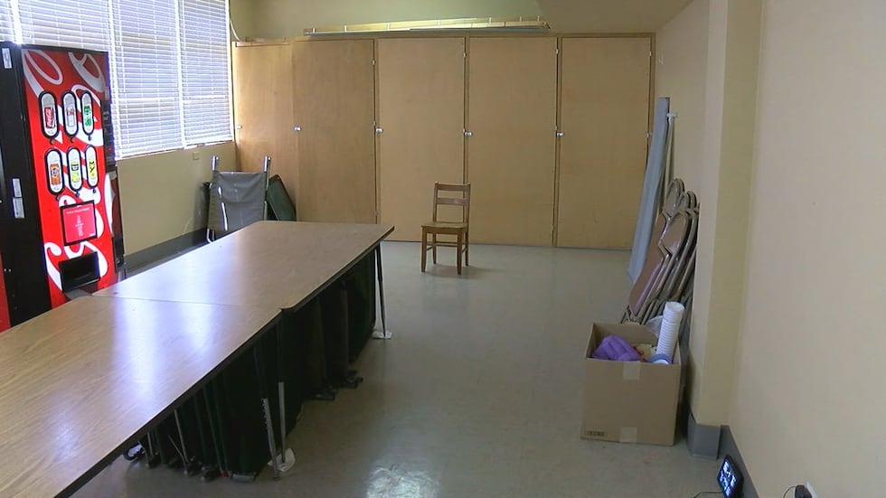 Compassion Coalition organizó el primer centro de enfriamiento de Tuscaloosa que abrirá este...