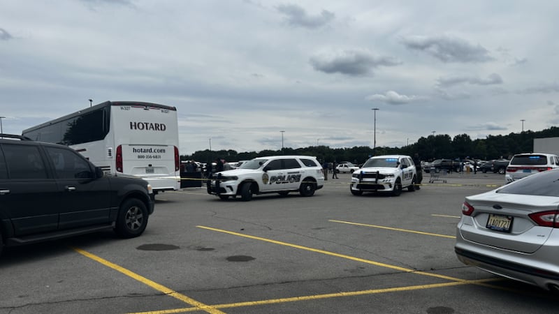 3 people stabbed on bus in Walmart parking lot