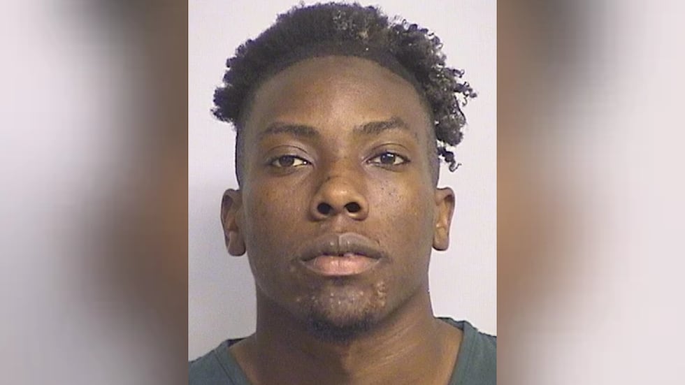 Terron Wells fue arrestado por secuestrar a una mujer en Tuscaloosa.