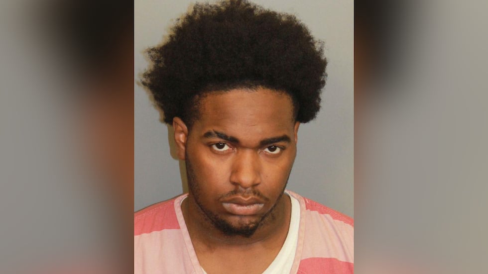 Willie James Nixon, de Birmingham, ha sido acusado en relación con el asesinato de Ayia Alexis...