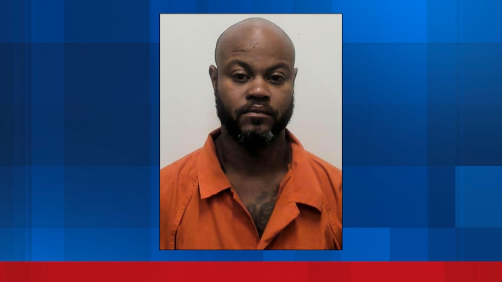 Jarvis Maurice Bowers enfrenta múltiples cargos tras haber disparado, presuntamente, más de 30...