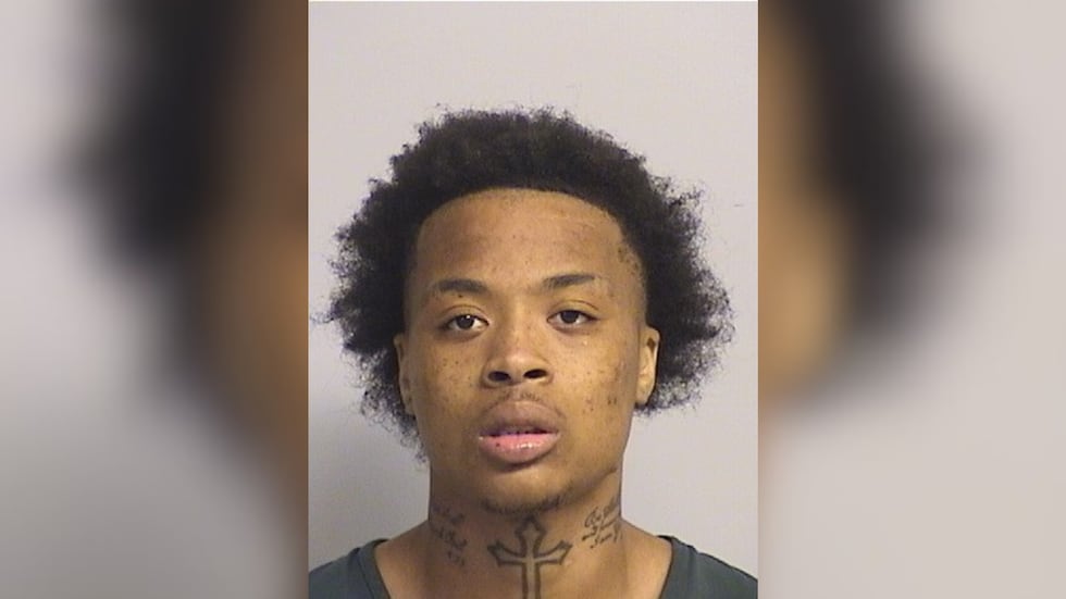 Christian Jermaine Hall está acusado de asesinato capital en Tuscaloosa, Alabama.