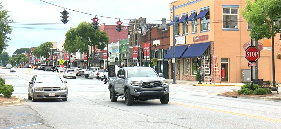 Tráfico en el centro de Gadsden