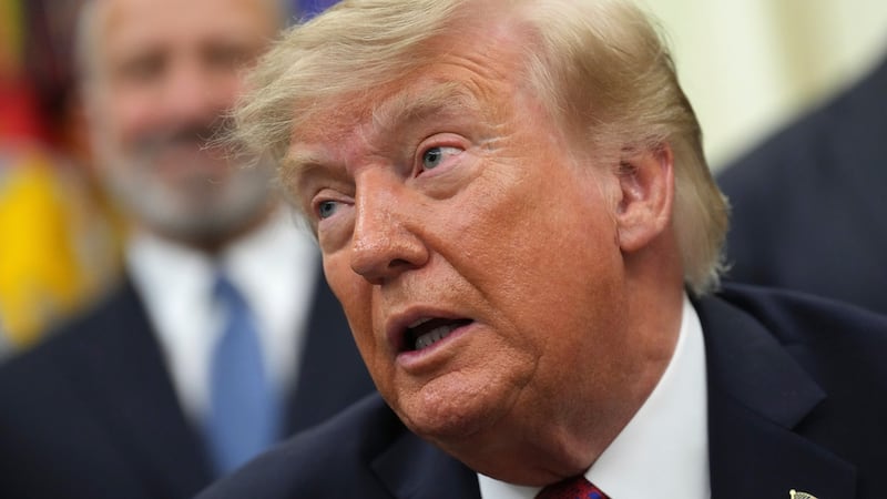 El presidente Donald Trump en la Oficina Oval en la Casa Blanca en Washington, el 31 de agosto...