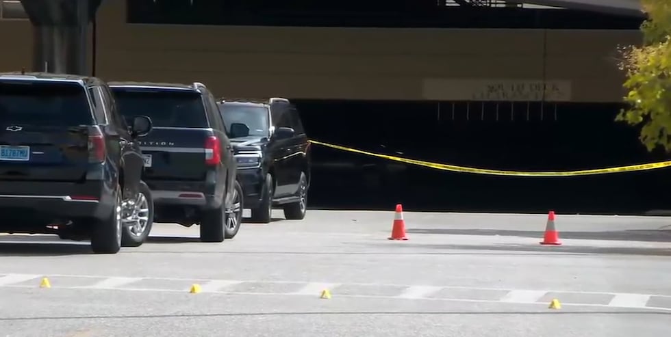 1 shot in arm during fight at Riverchase Galleria, Hoover mayor says