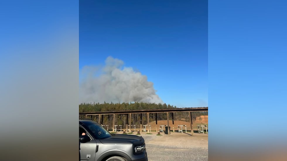 Incendio forestal en el Campo de Tiro South Sandy