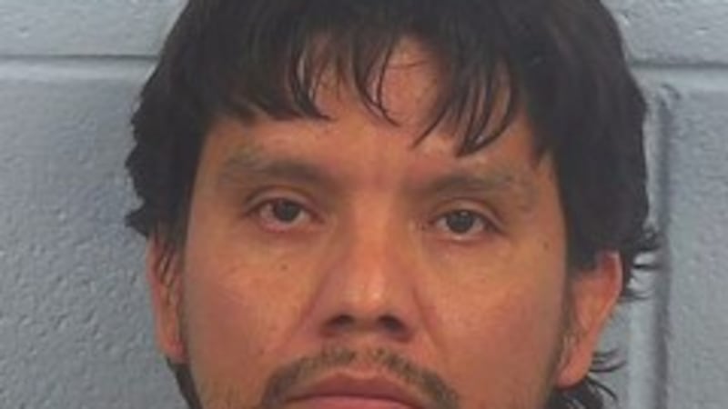 Felipe Omar Hernandez-Gonzales enfrenta cargos por reingresar ilegalmente a EE.UU. tras...