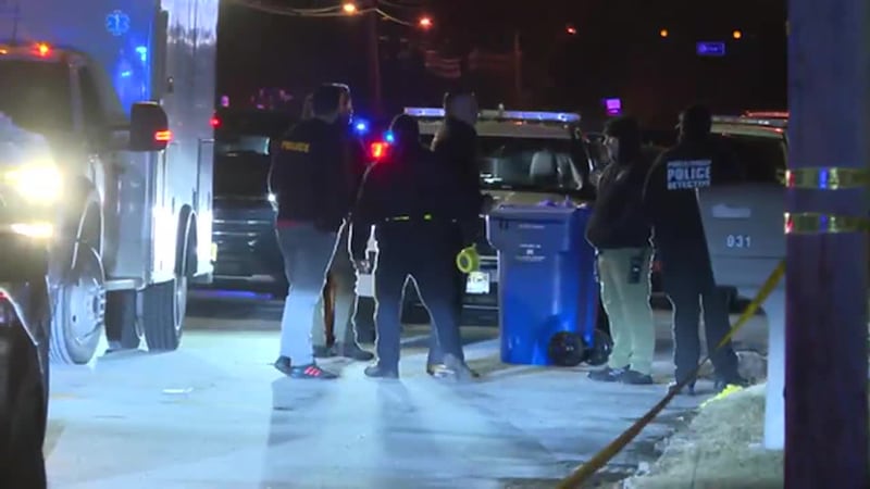 Cuatro miembros de una familia mueren de manera violenta. Hijo le cayó a machetazos a su madre...