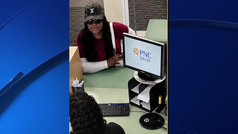 Acusan a una exoficial de robar un banco en Florida. Tras una extensa investigación, las...